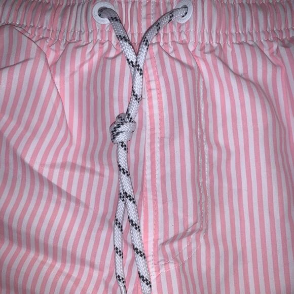 Maamgic Men’s Swim Trunks. Pink White. Small - Picture 5 of 11